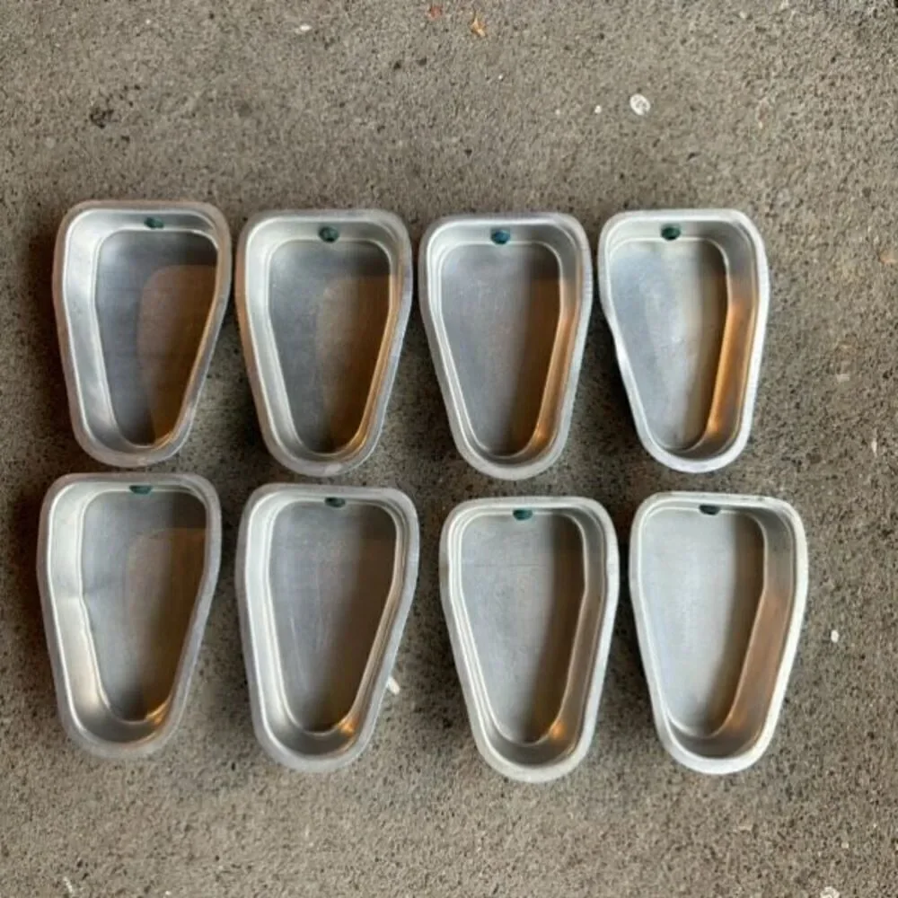8 Vintage Aldon Aluminum Ice Treat Molds USA